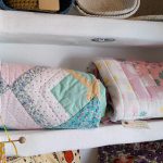 Patchworkdecken und Wandbehänge